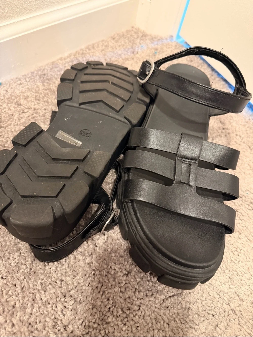 Torrid Black Chunky Lug Sole Strappy Sandals 9.5 WW